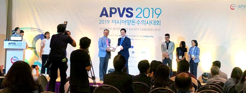 hipra-at-apvs-swine-congress-19-1