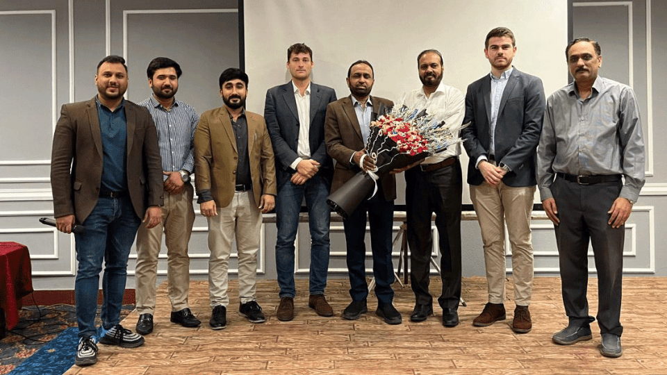 Seminar Newcastle Disease Pakistan