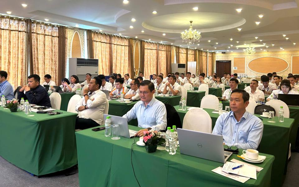 hipra university about coccidiosis prevention in Vietnam